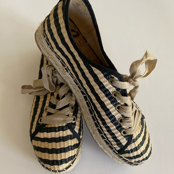 Sam Edelman Celina Black/Tan Espadrille Sneakers - Picture 3 of 4